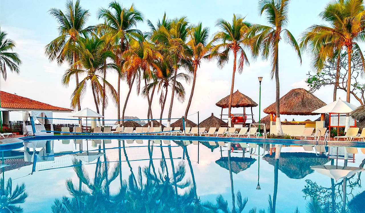 Revive tus sentidos en Emporio Ixtapa